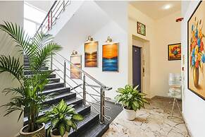 FabHotel Tristar Residency