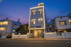 FabHotel Galaxy Airport Inn