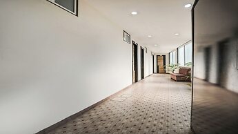 FabHotel Mansarovar Inn