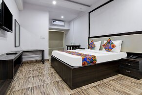 FabHotel Prime Eco Park