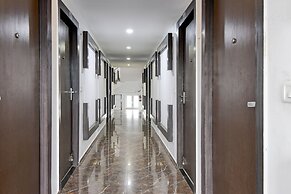 FabHotel Prime Eco Park