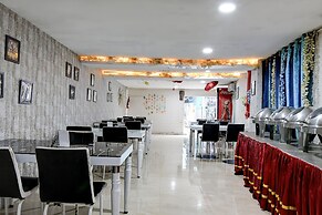 FabHotel Prime Eco Park