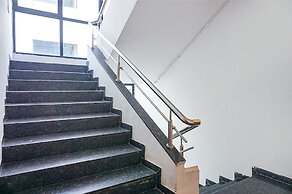 FabHotel Aura Homes
