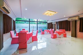 FabHotel J Palace