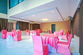 FabHotel J Palace