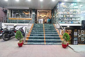 FabHotel Nand