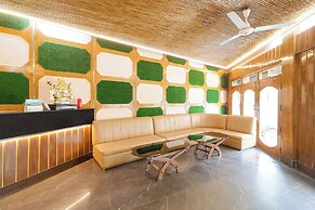 FabHotel Shanti International