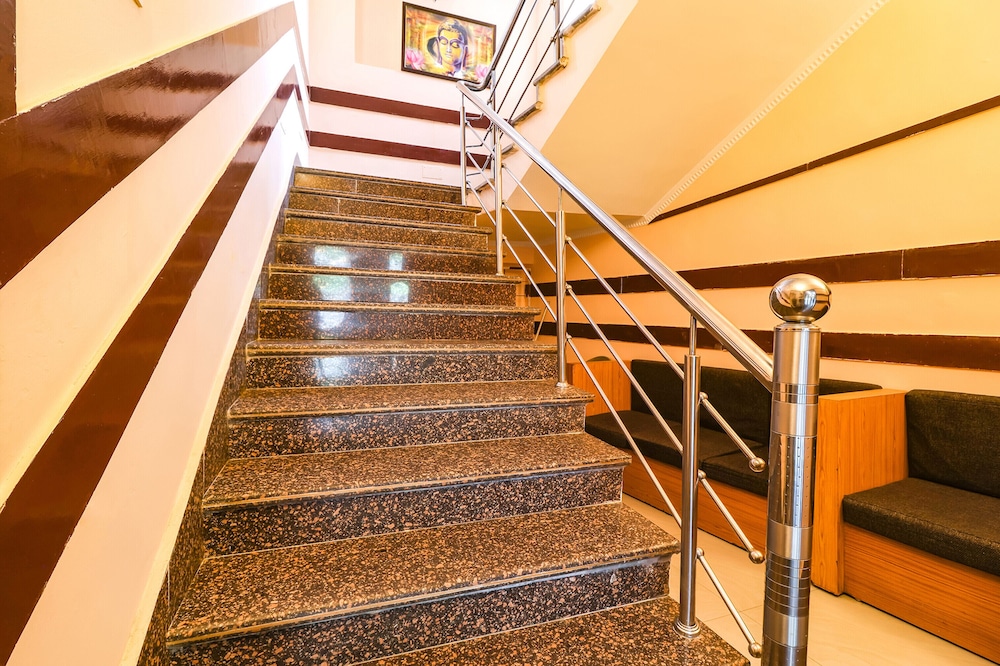 FabHotel Shanti International