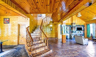 FabHotel Cloud 9 Cottage