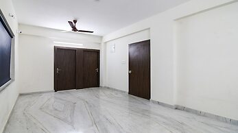 FabHotel Majestic Suite