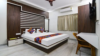 FabHotel Majestic Suite