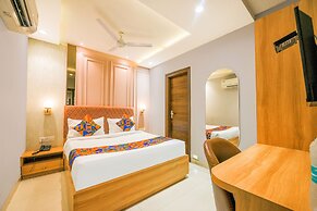 FabHotel Narison