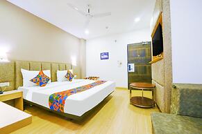 FabHotel The Residency 44 Noida