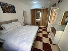 Comfy One-Bedroom Apartment