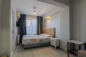 Airport Black Sea Hotel & Restaurant