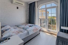 Airport Black Sea Hotel & Restaurant
