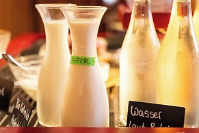 DAS SCHÖNE LEBEN Pop-Up Hotel