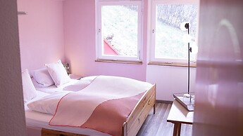 DAS SCHÖNE LEBEN Pop-Up Hotel