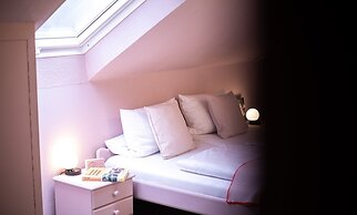 DAS SCHÖNE LEBEN Pop-Up Hotel