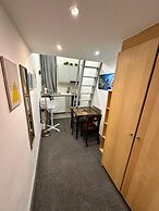Modern studios Close to Hyde Park