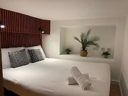 Modern studios Close to Hyde Park