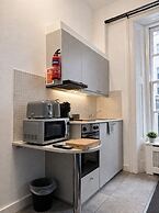 Modern studios Close to Hyde Park