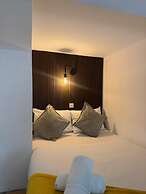 Modern studios Close to Hyde Park