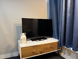 Modern studios Close to Hyde Park
