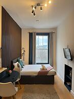 Modern studios Close to Hyde Park