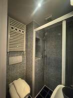 Modern studios Close to Hyde Park