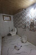 Tirthan Village Resort