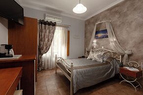 Polydefkis Hotel