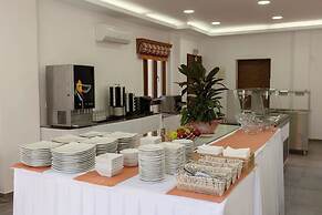 Polydefkis Hotel