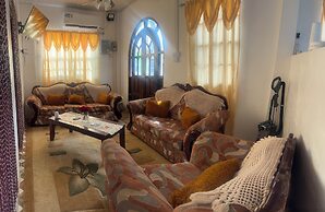 Lania Cottage