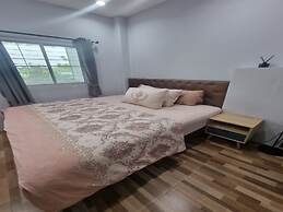 Patamanan Residence Ang Thong