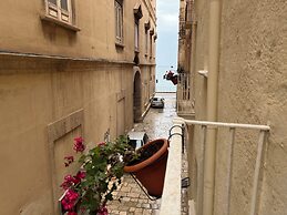 La Dimora Degli Dei