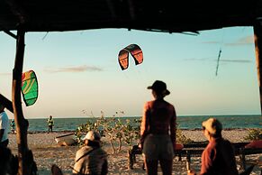 Watú Kite House