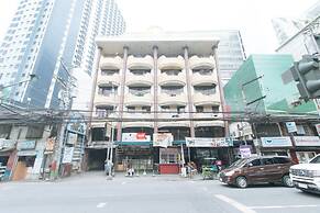Mervin's Terraces By Reddoorz