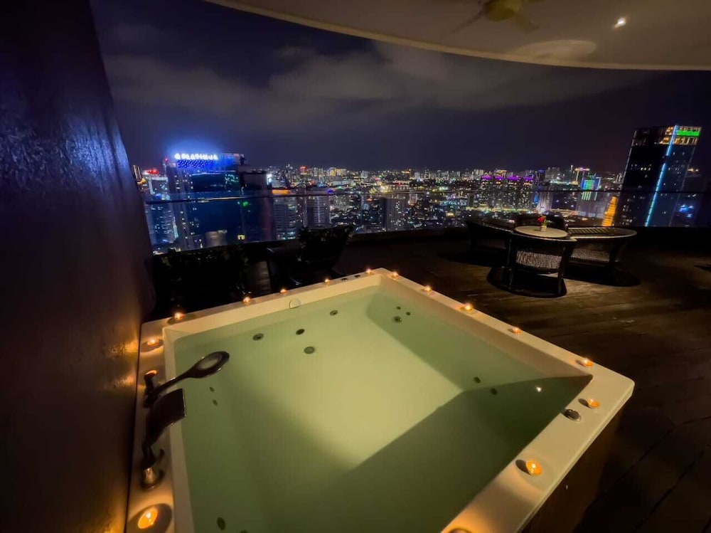 Vortex Premium Suites KLCC by SCHIEN