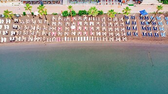 Point Beach Hotel