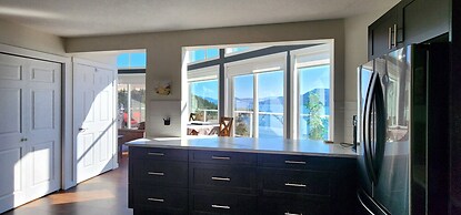La Casa Lakeside Resort