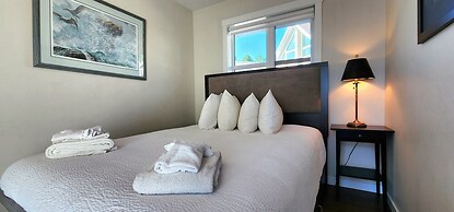 La Casa Lakeside Resort