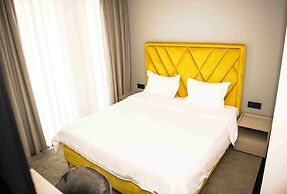 CM111Apparthotel
