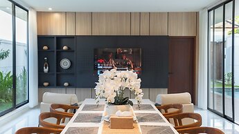 Swan Villa 4 Seminyak