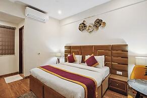 Hotel Amahi Inn Near Signature Tower