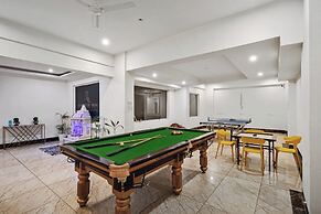 Hotel Amahi Inn Near Signature Tower