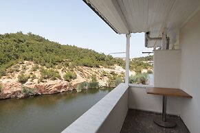 Olive Branch Hotel