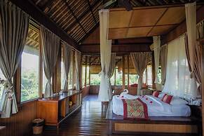 Villa Sujati