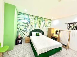 Hera Hotel