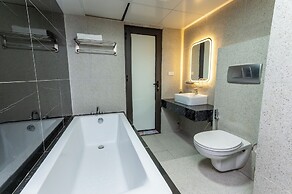 Hera Hotel